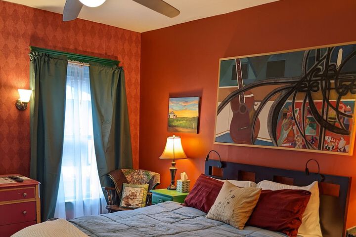 Room 8 of 29