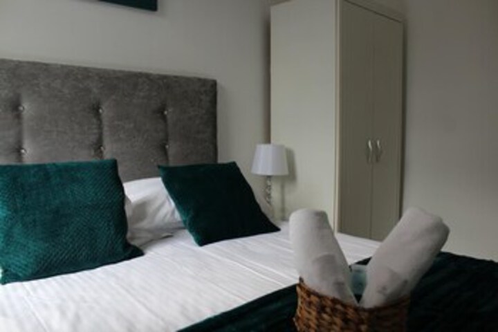 Room 8 of 23
