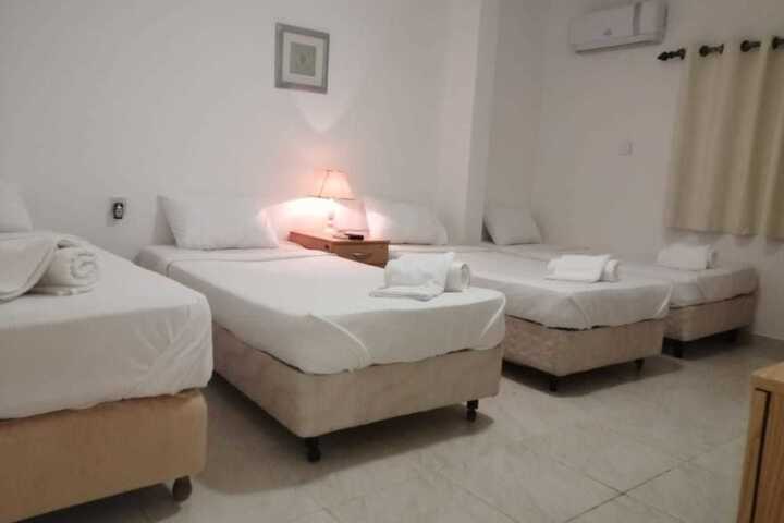 Room 9 of 26