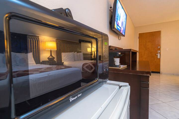 Deluxe 2 Queen Beds (9 of 9)