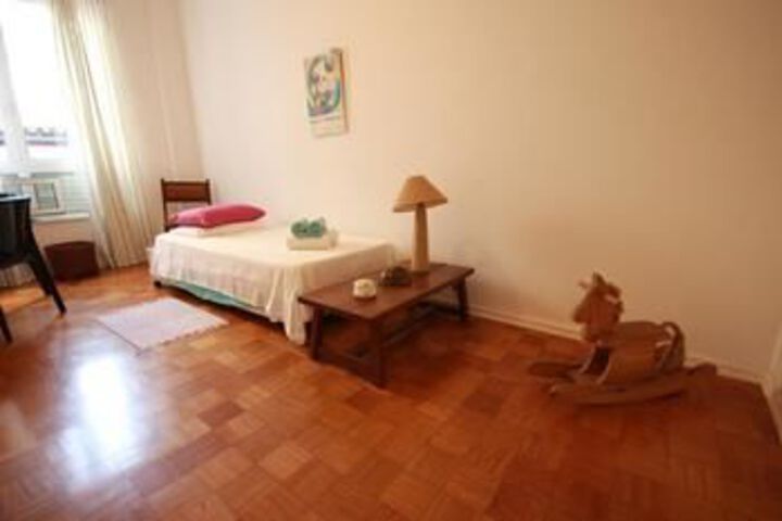 Room 20 of 35