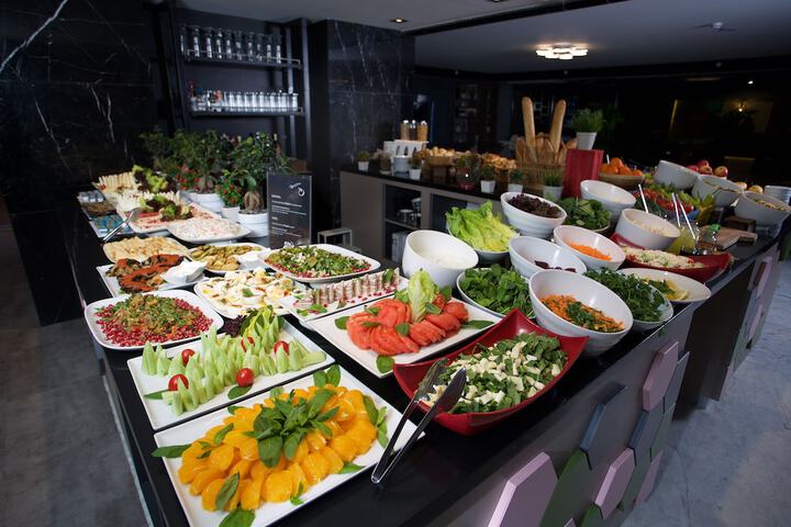 Dining 107 of 166
