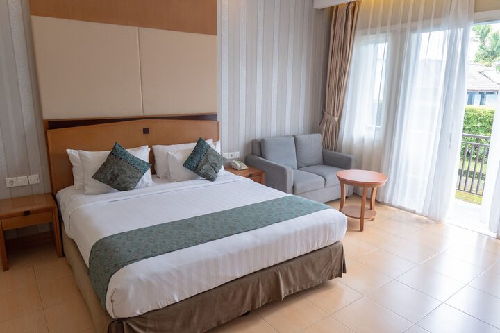 Room 6 of 31