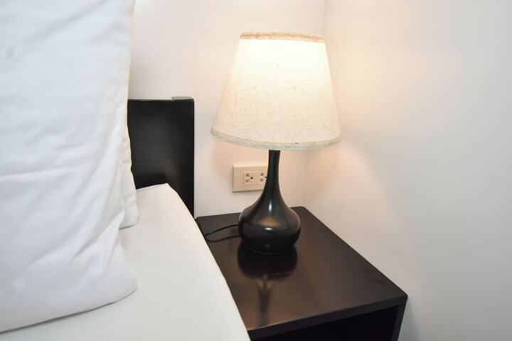 Room 14 of 37