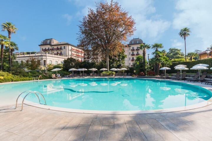 Pools & Facilities