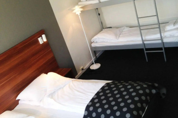 Photo 12