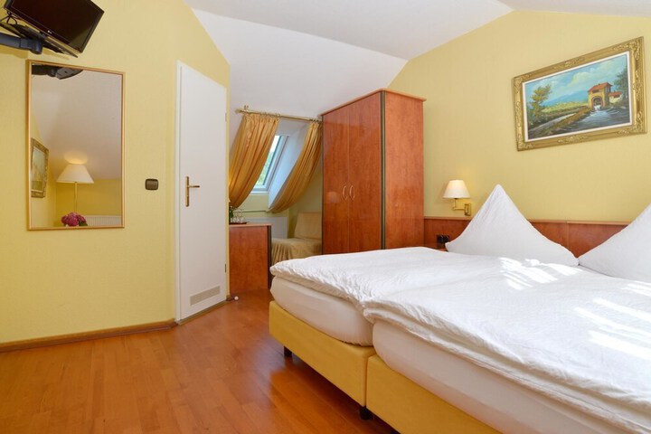 Room 9 of 58