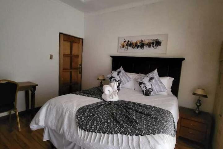 Room 2 of 52