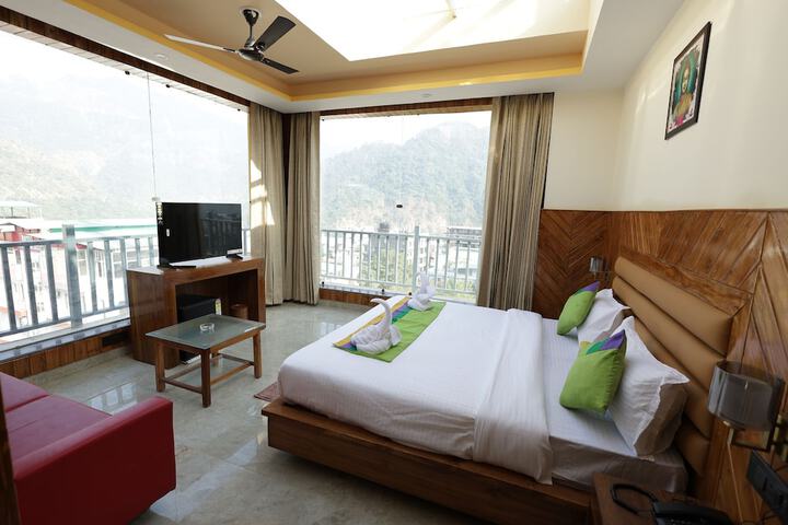 Room 7 of 23