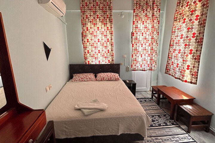 Room 14 of 41