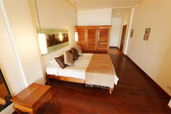 Room 7 of 35