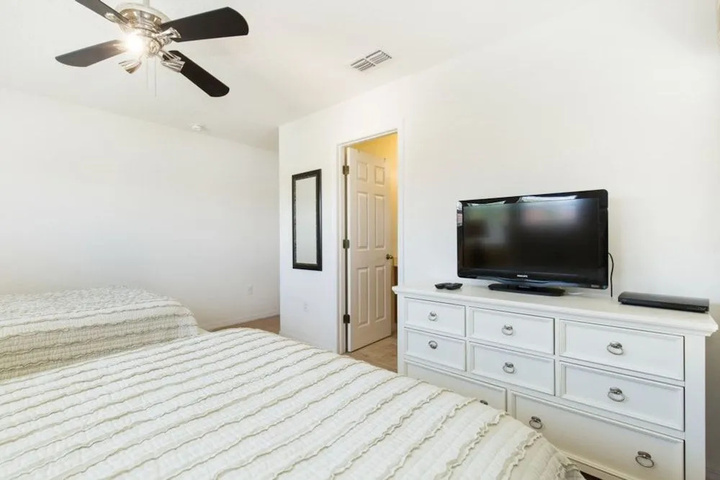 Room 4 of 21