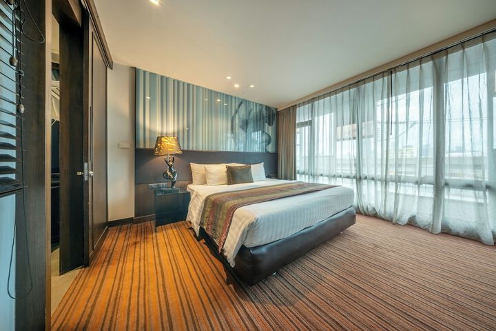 Room 73 of 127
