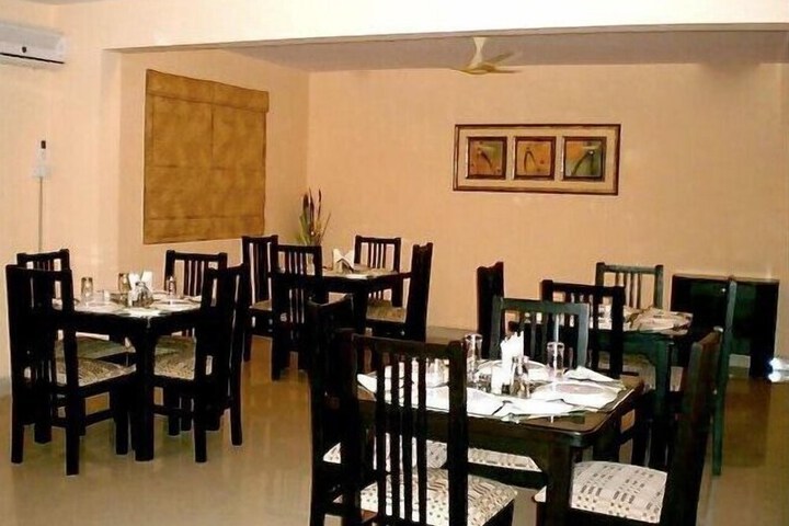 Dining Photos