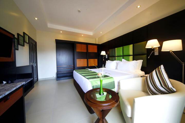 Room 19 of 74