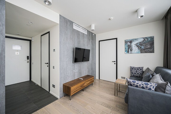 Room 14 of 60