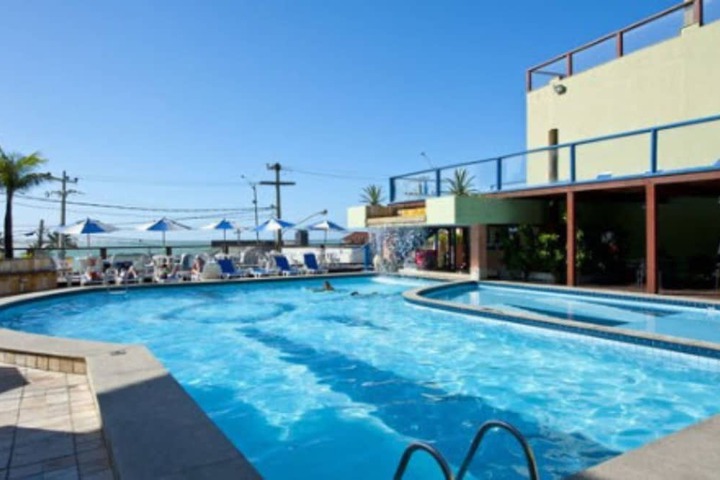 Hotel Pool