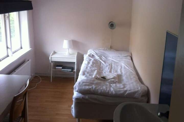 Room 18 of 63