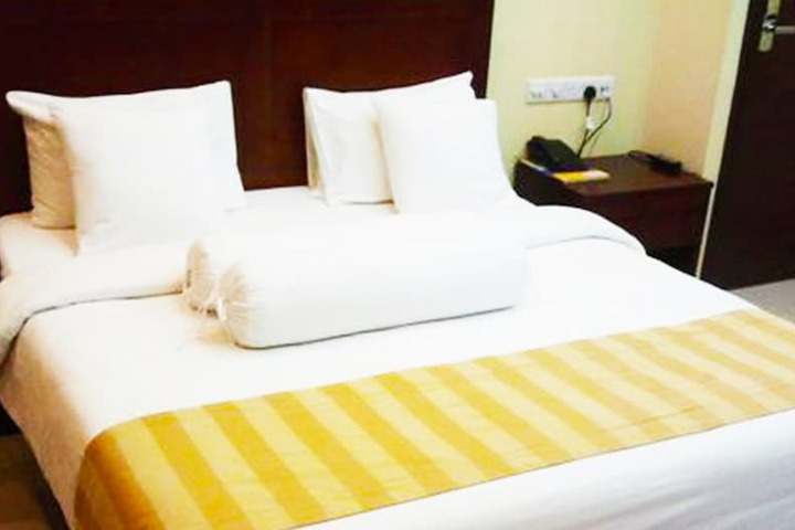 Room 2 of 29