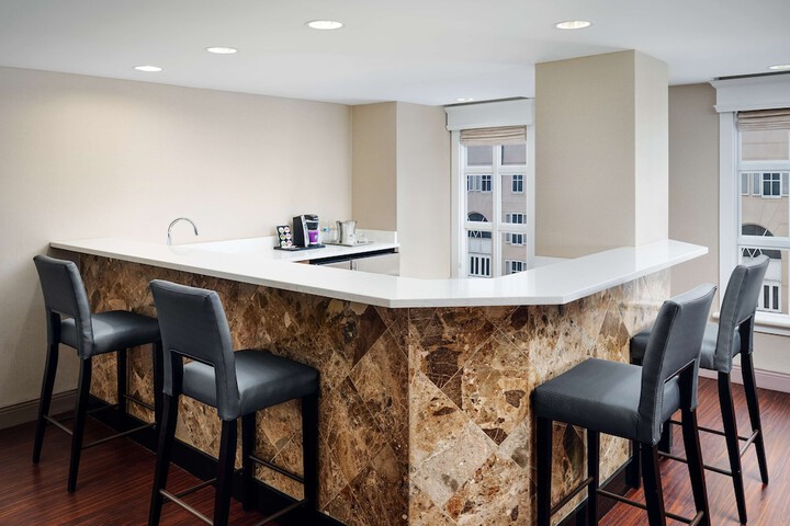 Minibar