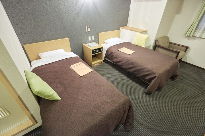 Room 14 of 31
