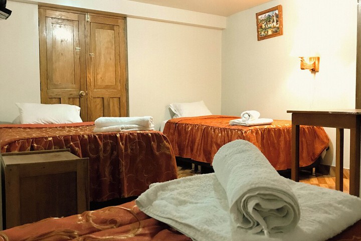 Room 4 of 13