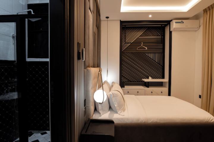 Room 26 of 60