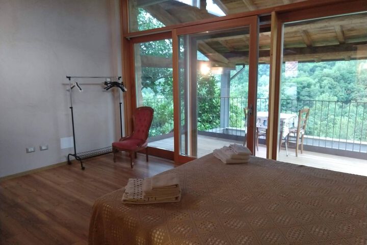 Room 7 of 37