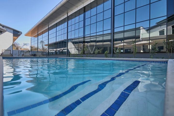 Pool 80 of 171
