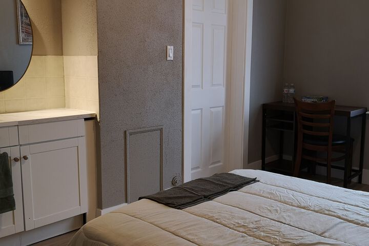 Room 2 of 12
