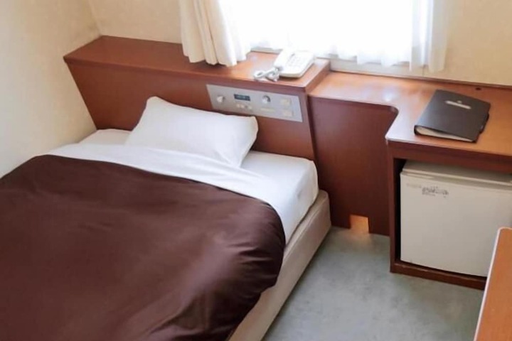 Room 5 of 43