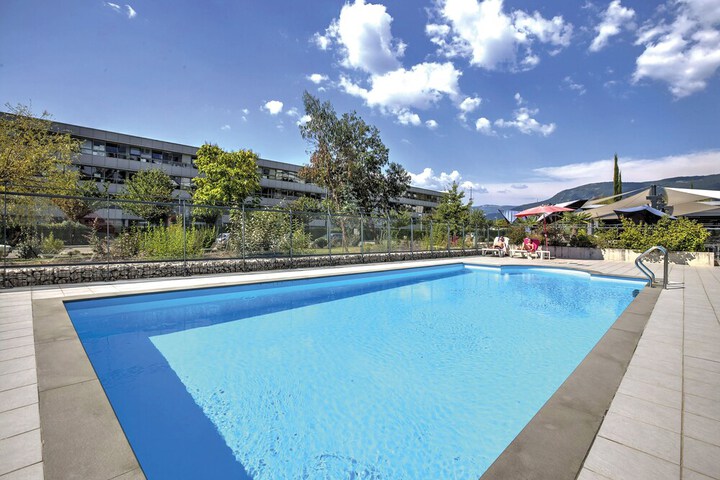 Pools & Facilities