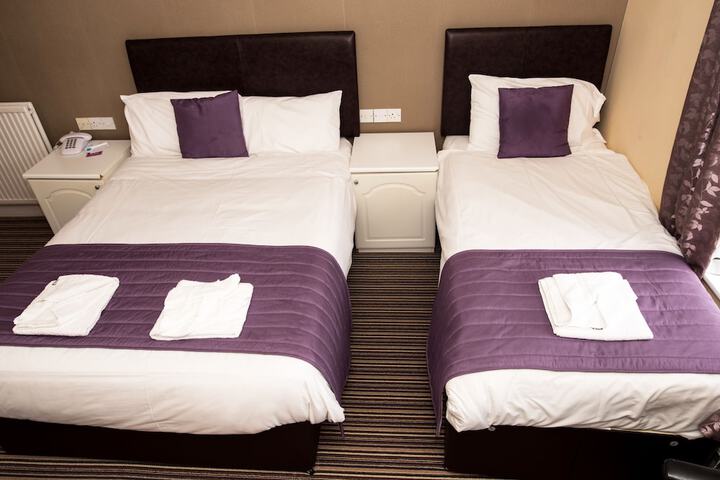 Room 4 of 61