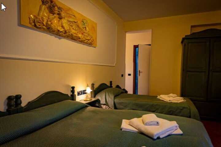 Room amenity