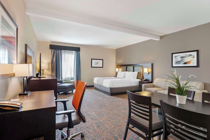 Room 16 of 41