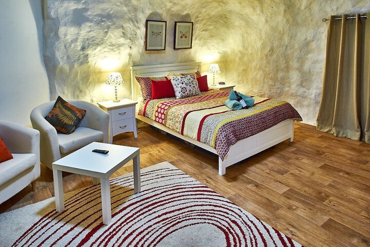 Room 7 of 34