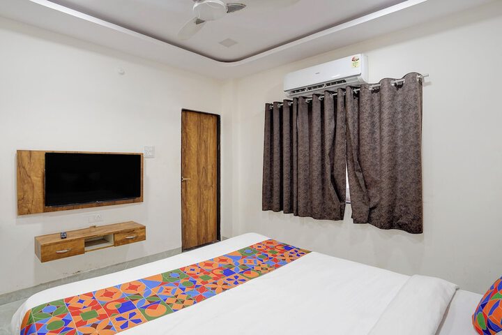 Room 16 of 22