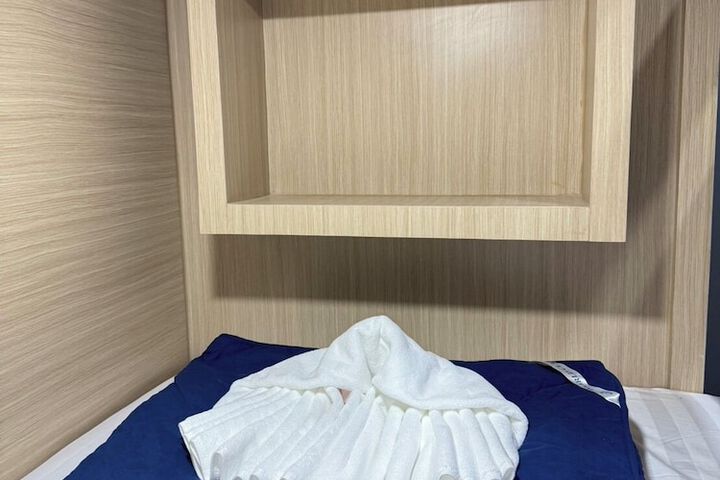 Room 42 of 128