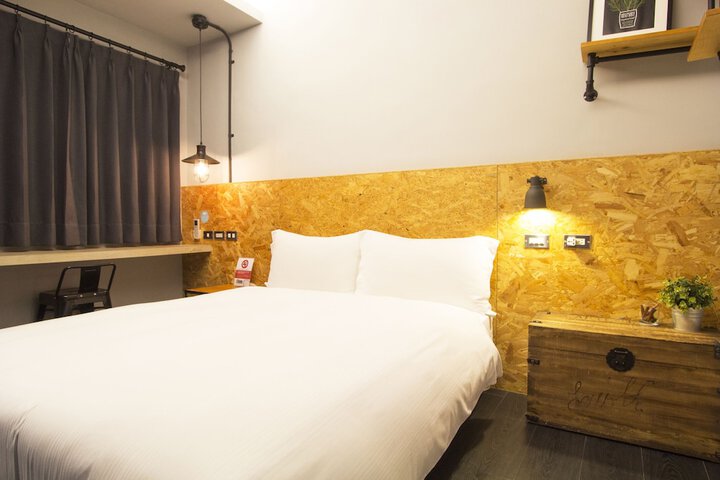 Room 7 of 85