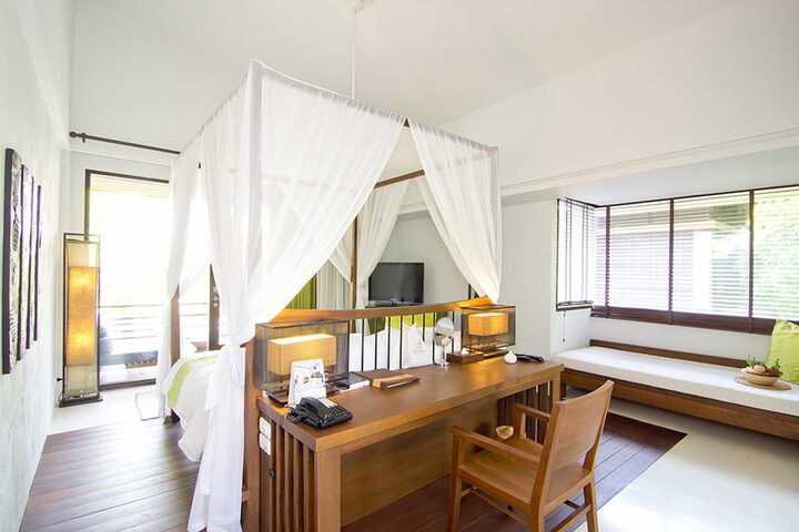 Room 10 of 79