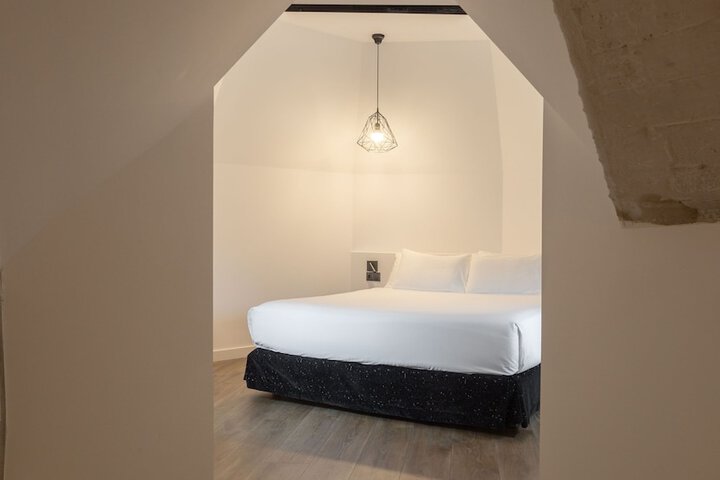 Room 26 of 88