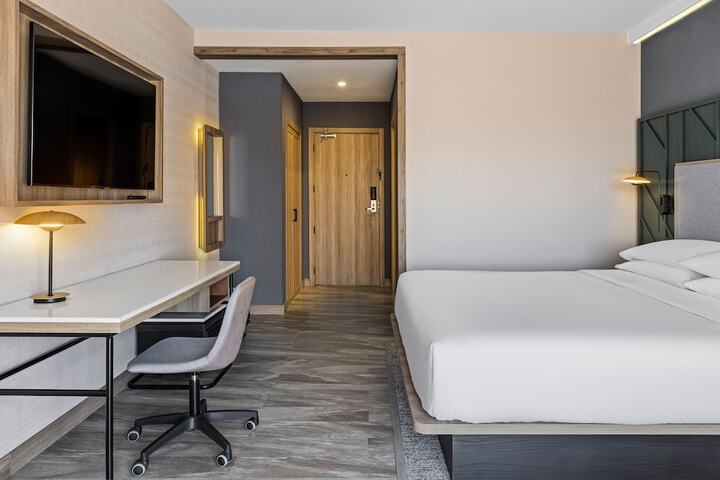 Room 15 of 54