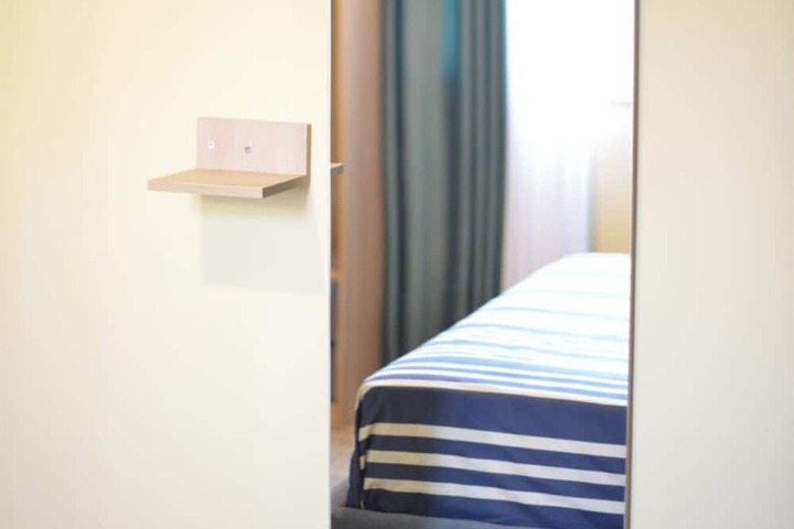 Room 43 of 67