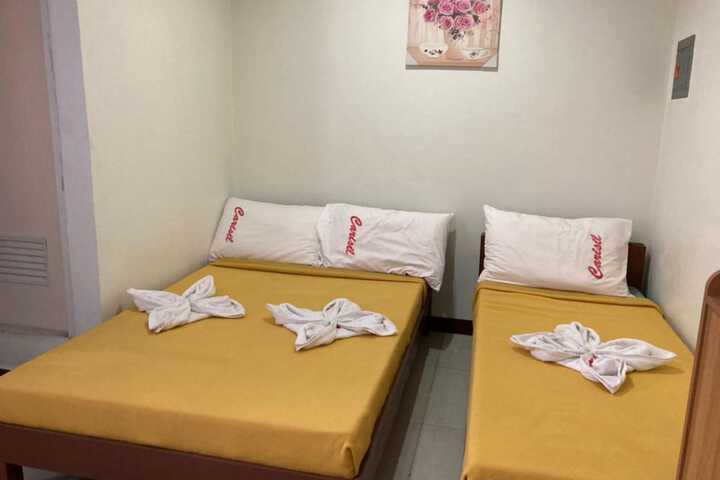 Room 8 of 20