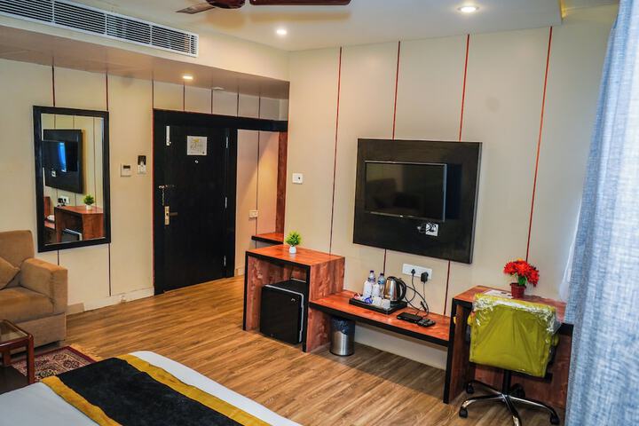 Room 26 of 69