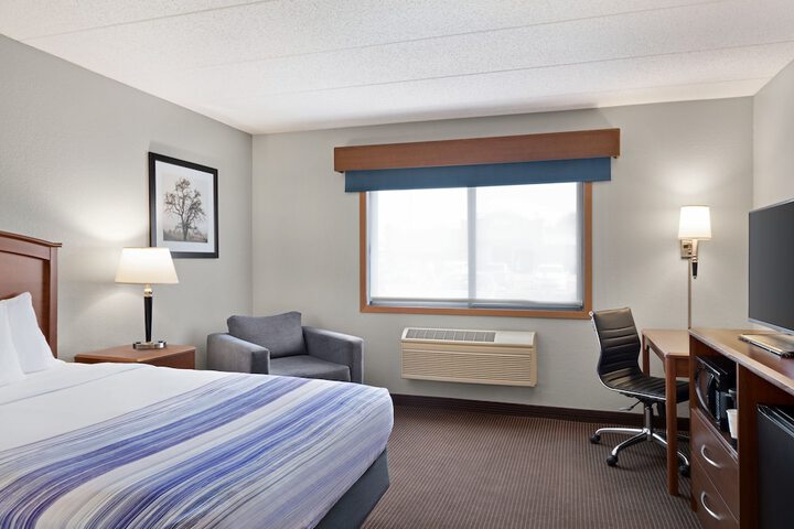 Room 16 of 53