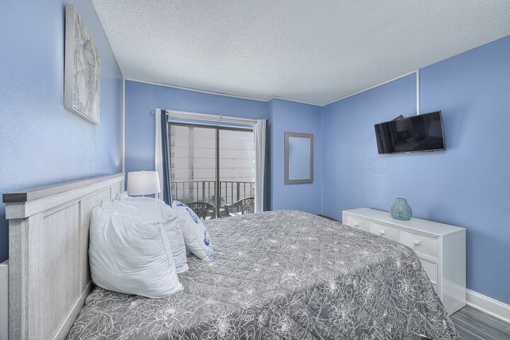 Room 7 of 91