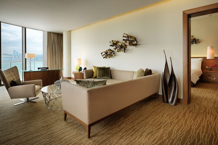 Room 41 of 154