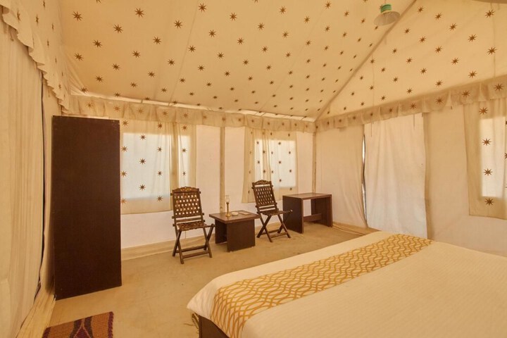 Room 8 of 61