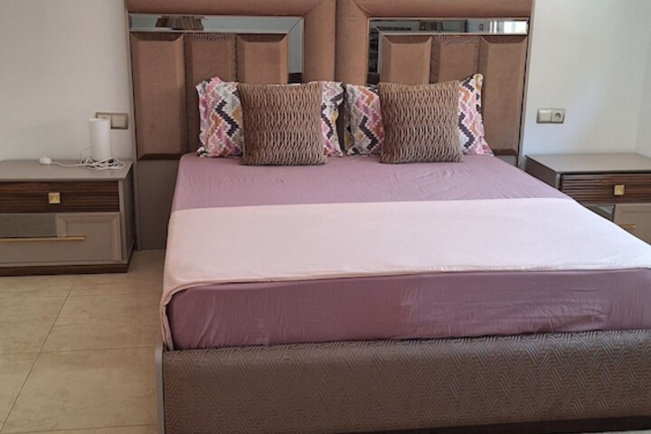 Room 38 of 67